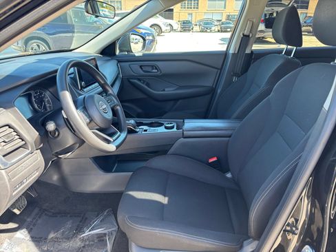 Used 2024 Nissan Rogue S AWD/4WD image 25