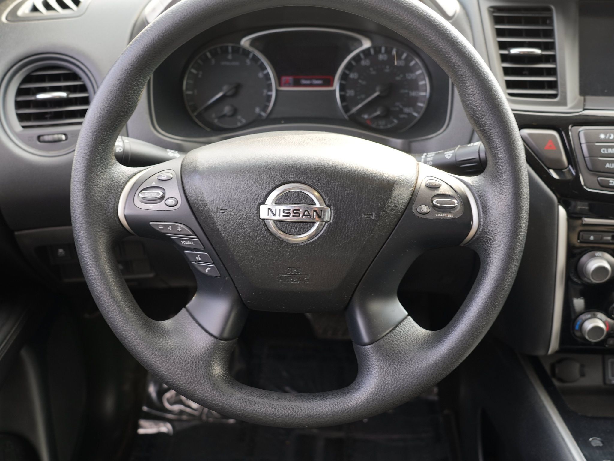 Used 2020 Nissan Pathfinder S AWD/4WD image 24