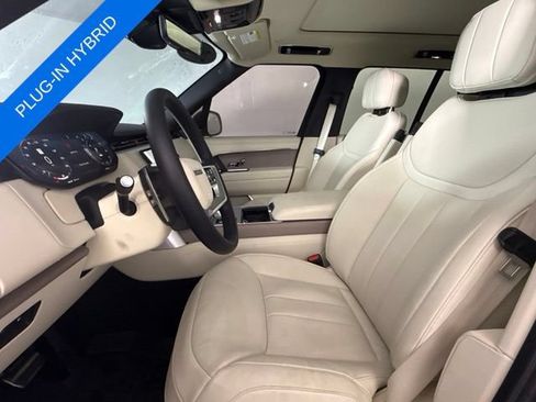 Used 2026 Land Rover Range Rover SE AWD/4WD image 15