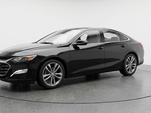 Used 2024 Chevrolet Malibu LT FWD image 3