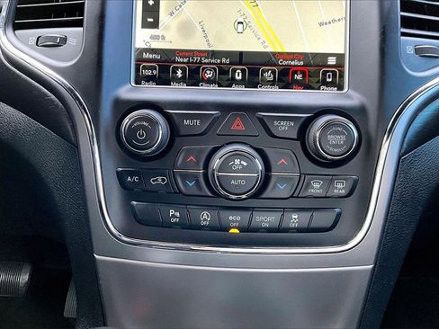 Certified 2018 Jeep Grand Cherokee Altitude image 17