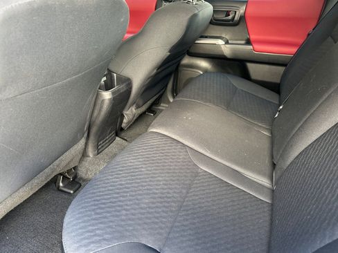 Used 2022 Toyota Tacoma SR5 image 14