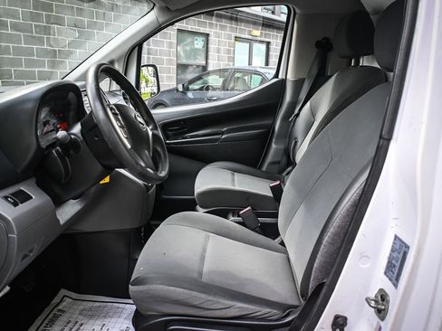 Used 2019 Nissan NV200 S FWD image 8
