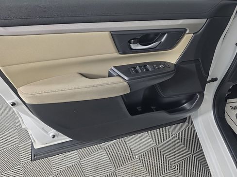 Used 2021 Honda CR-V LX image 12