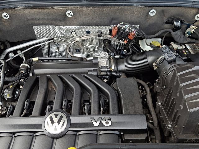 Used 2021 Volkswagen Atlas SEL R-Line AWD/4WD image 29