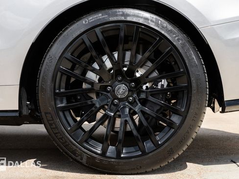 Used 2024 Land Rover Range Rover Sport image 12