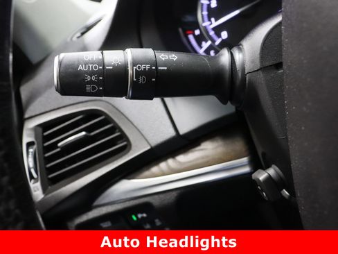 Used 2019 Acura MDX SH-AWD w/ Advance Package image 26