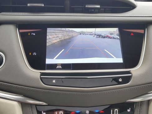 Certified 2024 Cadillac XT5 Premium Luxury w/ LPO, Floor Liner Package AWD/4WD image 30