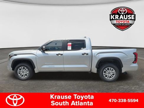 New 2026 Toyota Tundra SR5 AWD/4WD image 9
