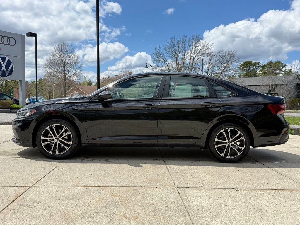 New 2026 Volkswagen Jetta Sport FWD image 6