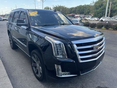 Used 2016 Cadillac Escalade Premium RWD image 9