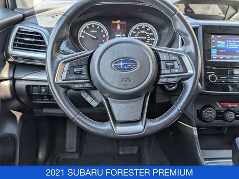 Used 2021 Subaru Forester Premium AWD/4WD image 19