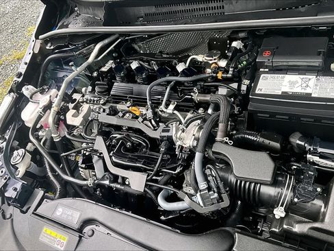 Used 2026 Toyota Corolla SE FWD image 33