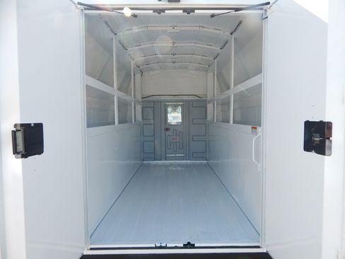 Used 2020 Ford Transit 350 w/ Interior Upgrade Package RWD image 4