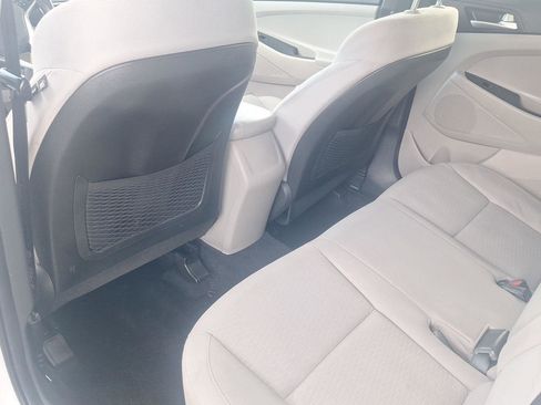 Used 2019 Hyundai Tucson SE AWD/4WD image 13