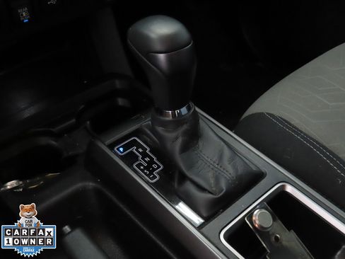 Used 2023 Toyota Tacoma TRD Sport w/ Technology Package image 19