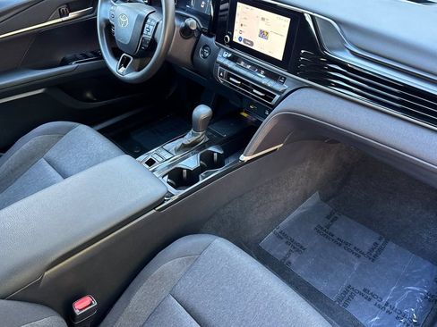 Used 2025 Toyota Camry LE w/ Convenience Package FWD image 14