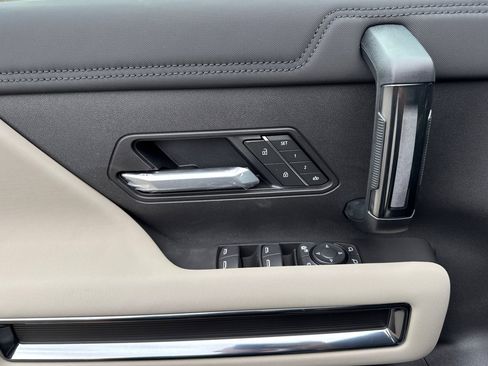 New 2026 GMC Hummer EV SUV image 12