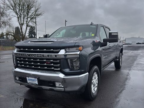 Used 2020 Chevrolet Silverado 3500 LTZ w/ LTZ Convenience Package image 4