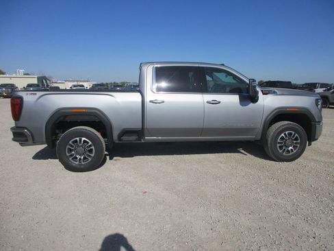 New 2026 GMC Sierra 2500 SLE w/ SLE Value Package; image 3