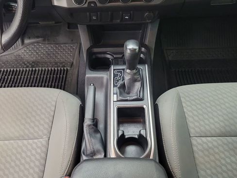 Used 2022 Toyota Tacoma SR5 image 14