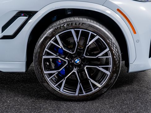 Used 2025 BMW X6 M Competition w/ Executive Package image 7