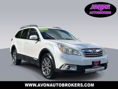 Used 2011 Subaru Outback 3.6R Limited w/ PWR Moonroof Pkg