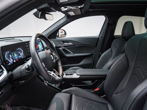 Certified 2025 BMW X2 xDrive28i AWD/4WD image 19