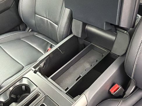 Used 2025 Ford F150 Lariat image 26