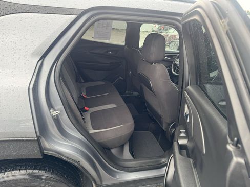 Used 2021 Chevrolet TrailBlazer LT AWD/4WD image 10