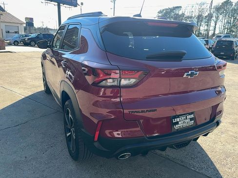 Used 2021 Chevrolet TrailBlazer RS w/ Technology Package image 7