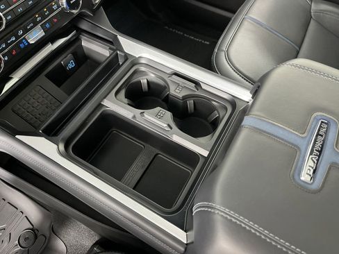 Certified 2025 Ford F350 Platinum image 22