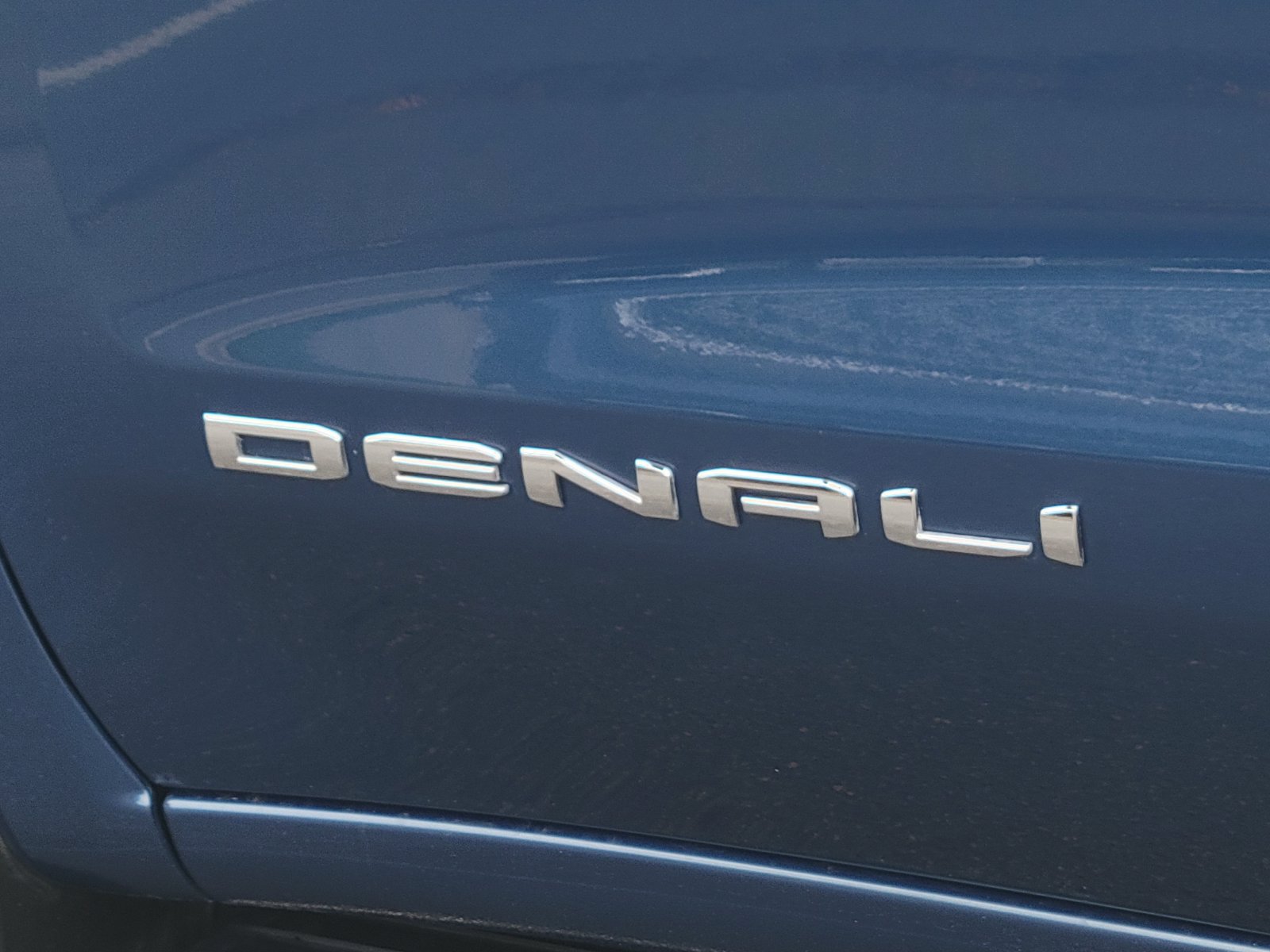 Used 2025 GMC Sierra 1500 Denali w/ Denali Reserve Package AWD/4WD image 15