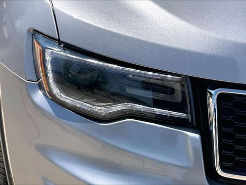 Used 2019 Jeep Grand Cherokee Limited w/ Luxury Group II RWD image 28