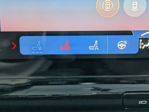 New 2025 Lincoln Navigator Reserve image 36