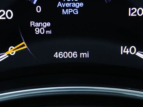 Used 2021 Jeep Grand Cherokee Laredo X AWD/4WD image 34