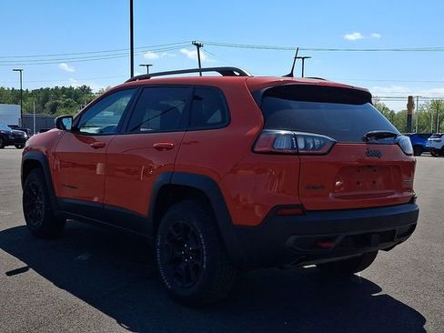 Used 2021 Jeep Cherokee Trailhawk w/ Technology Group AWD/4WD image 4