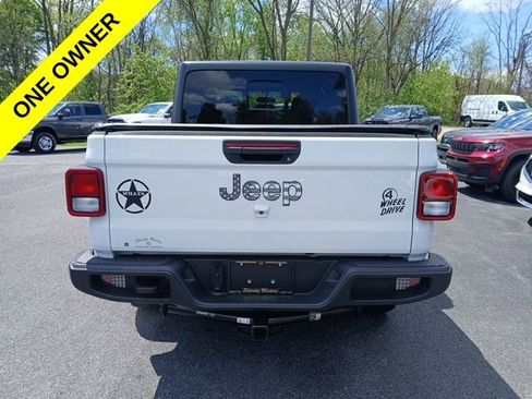 Certified 2023 Jeep Gladiator Overland AWD/4WD image 5