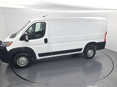 Used 2025 RAM ProMaster 2500 w/ Convenience Group FWD image 37