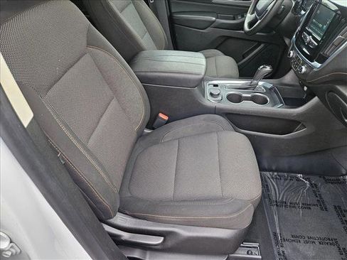 Used 2018 Chevrolet Traverse LS image 21
