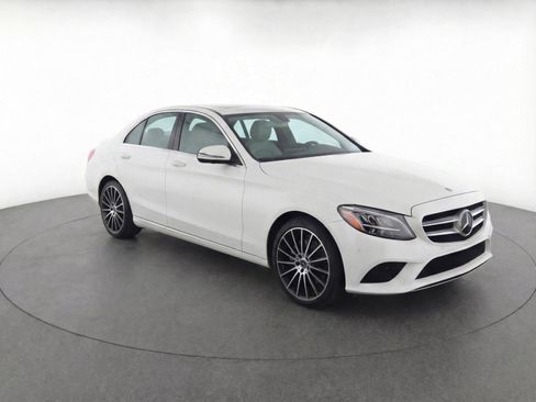 Used 2021 Mercedes-Benz C 300 Sedan image 2