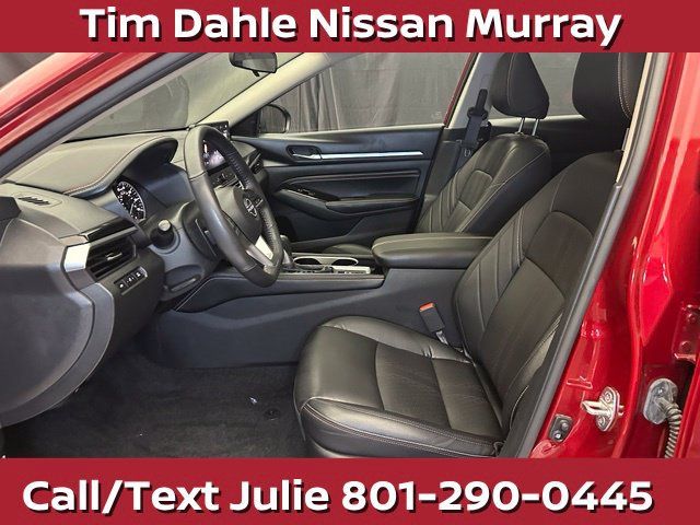 Used 2023 Nissan Altima 2.5 SR w/ SR Premium Package AWD/4WD image 21