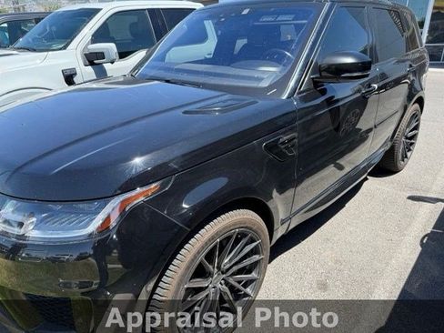 Used 2018 Land Rover Range Rover Sport HSE AWD/4WD image 3