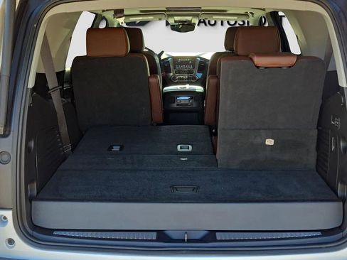 Used 2020 Chevrolet Tahoe Premier w/ Premier Plus Edition image 11