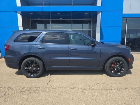 Used 2021 Dodge Durango R/T w/ Blacktop Package AWD/4WD image 4