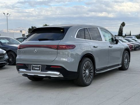 New 2025 Mercedes-Benz Maybach EQS 680 4MATIC image 11