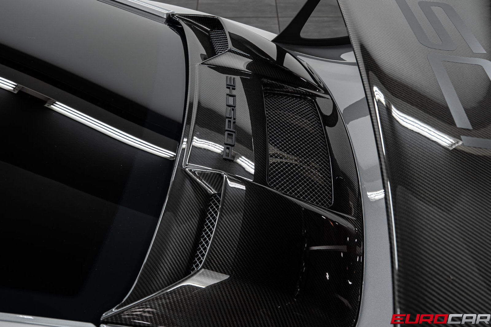 Used 2018 Porsche 911 GT2 RS RWD image 22