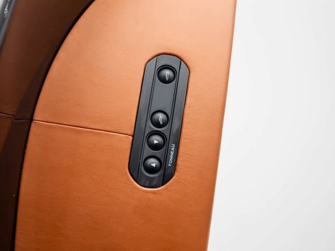 Used 2018 McLaren 570S Spider image 23