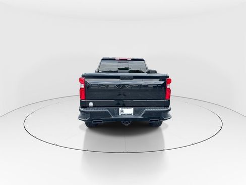 Used 2025 Chevrolet Silverado 1500 LT Trail Boss w/ Convenience Package II AWD/4WD image 7