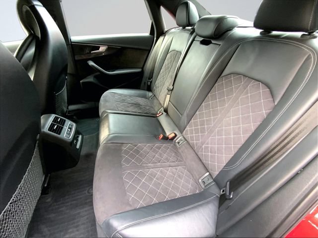 Used 2019 Audi S4 Premium Plus w/ Premium Plus Package AWD/4WD image 31